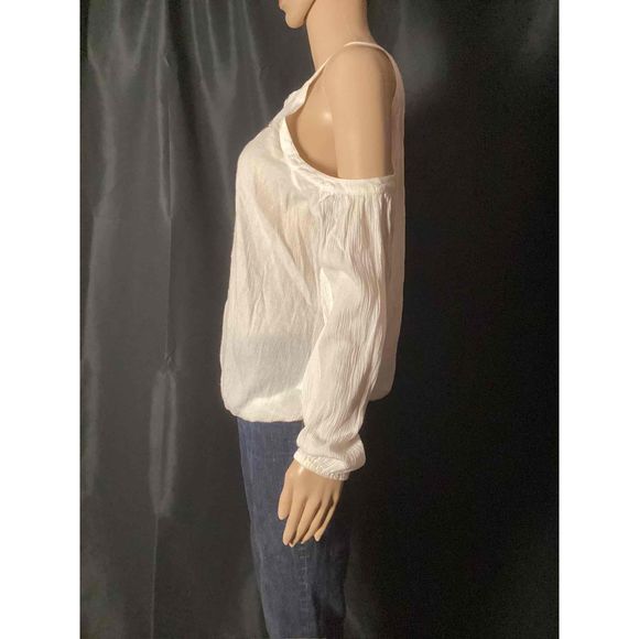 Hollister Blouse Women Size Medium White Boho Cold Shoulder Sleeve Embroidered - Picture 4 of 10